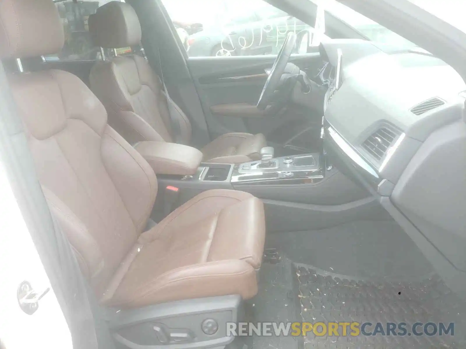 5 Photograph of a damaged car WA1CNAFY6K2131386 AUDI Q5 2019