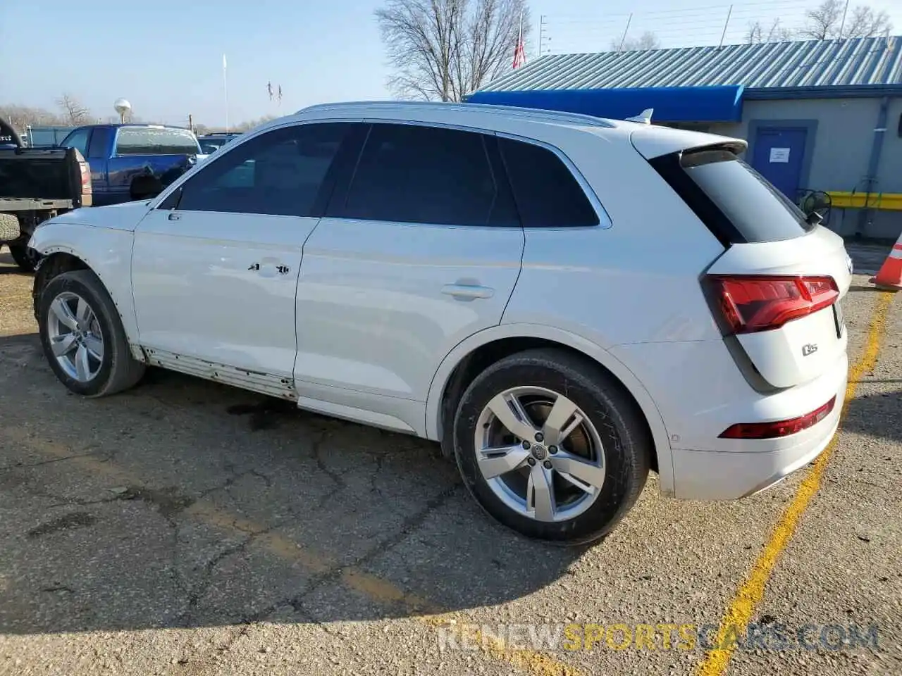 2 Фотография поврежденного автомобиля WA1CNAFY7K2059954 AUDI Q5 2019