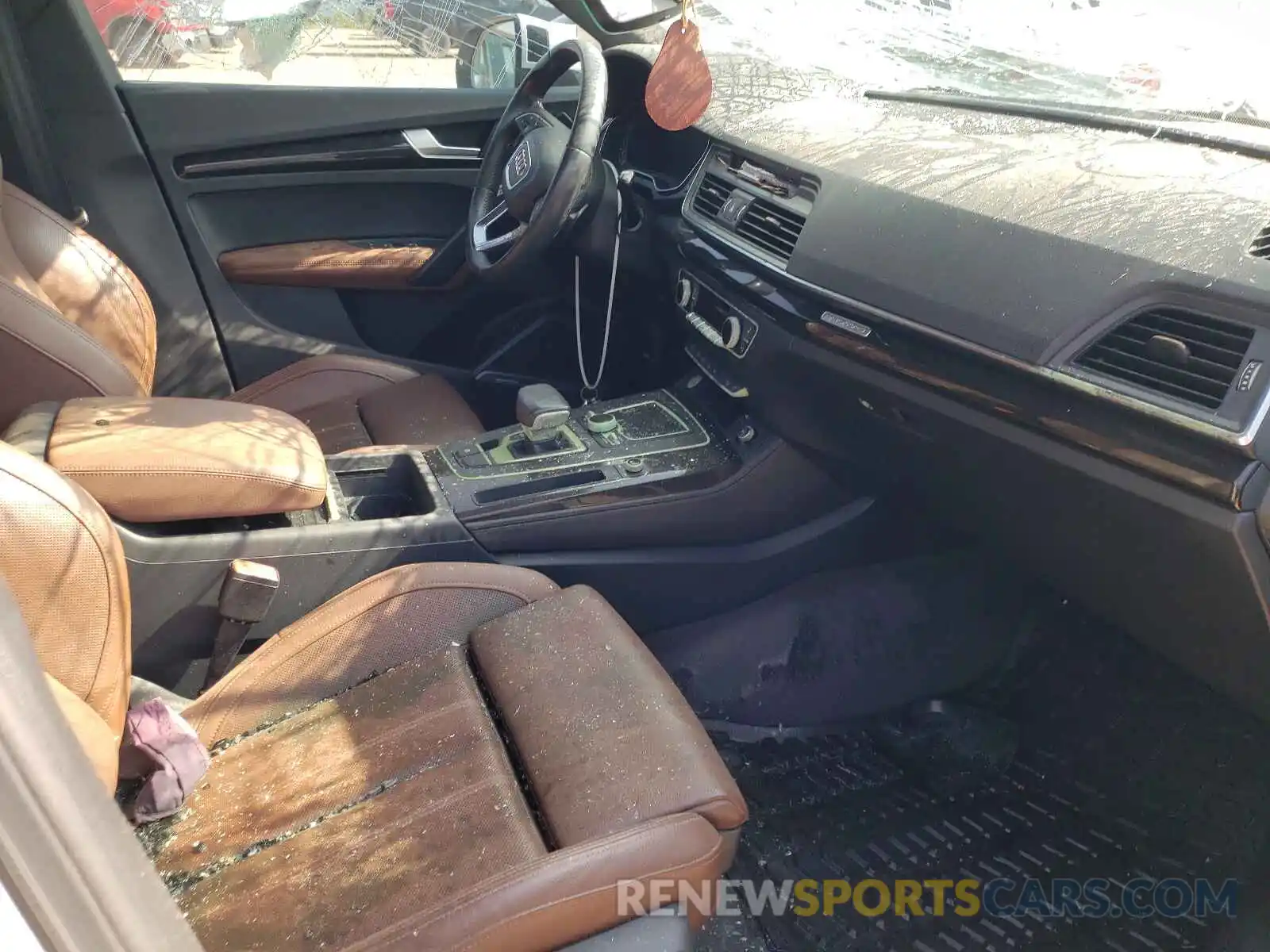 5 Photograph of a damaged car WA1CNAFY7K2063387 AUDI Q5 2019