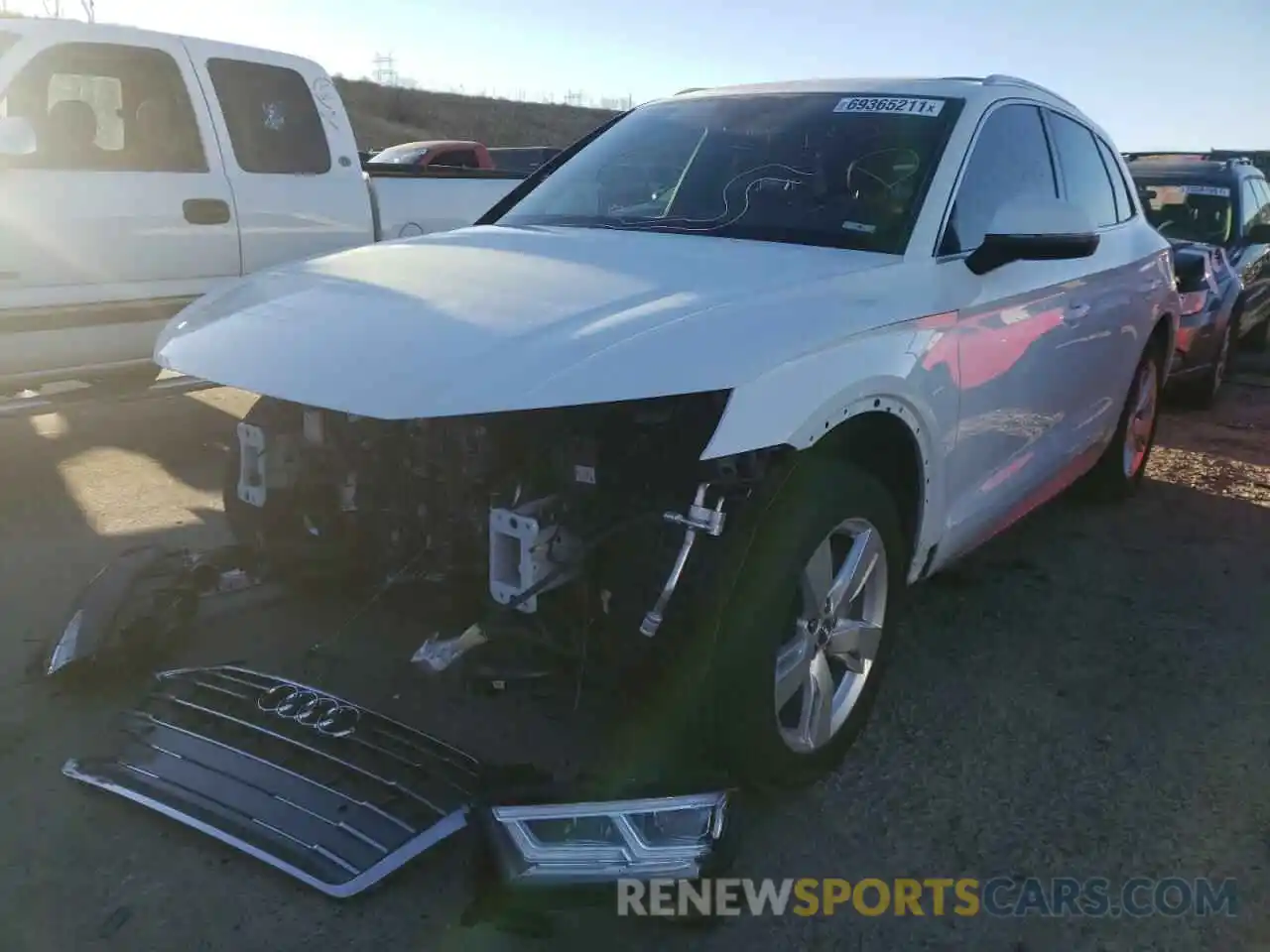 2 Photograph of a damaged car WA1CNAFY7K2110983 AUDI Q5 2019