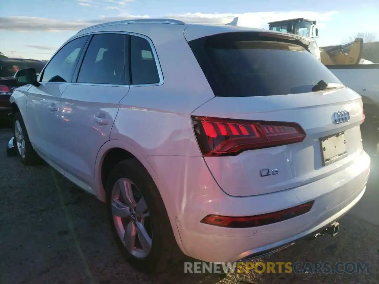 3 Photograph of a damaged car WA1CNAFY7K2110983 AUDI Q5 2019