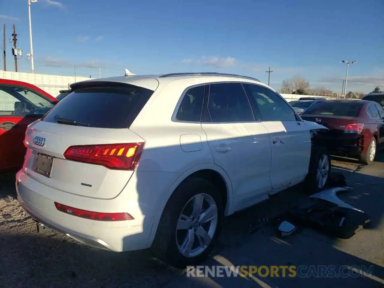 4 Photograph of a damaged car WA1CNAFY7K2110983 AUDI Q5 2019