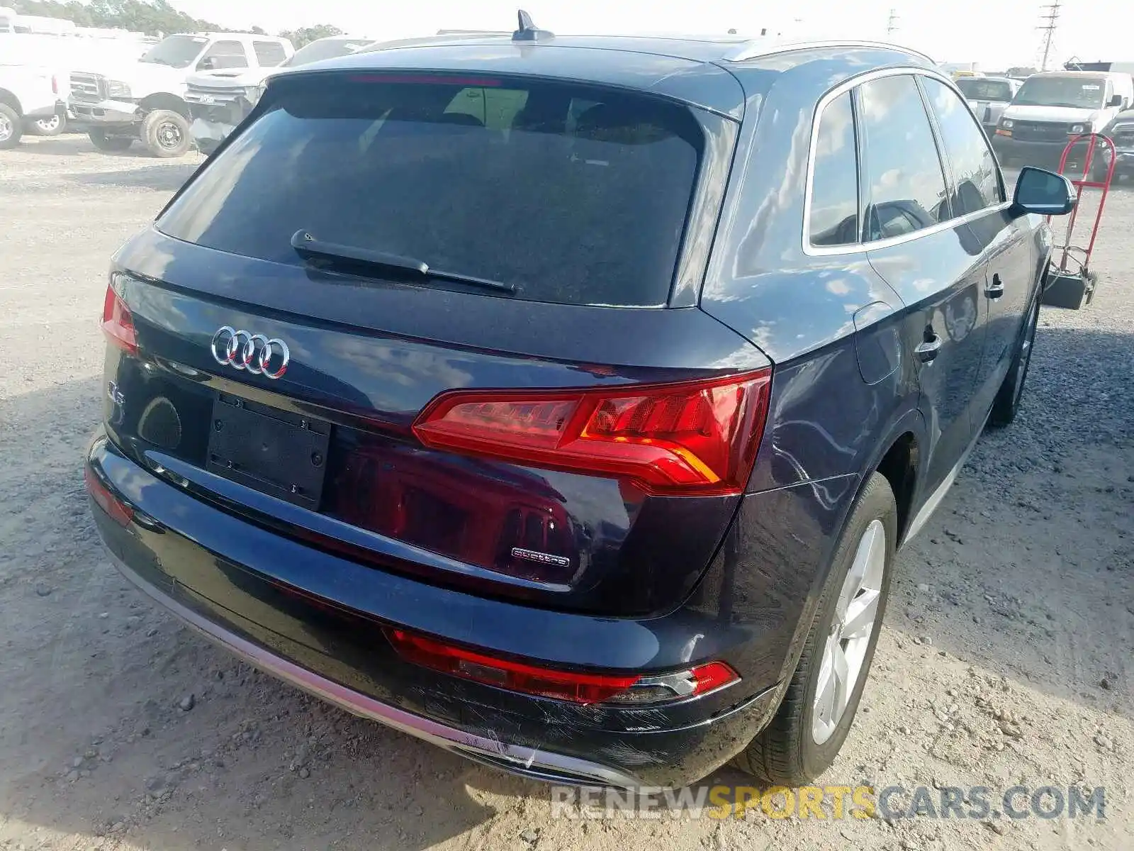 4 Фотография поврежденного автомобиля WA1CNAFY8K2032262 AUDI Q5 2019