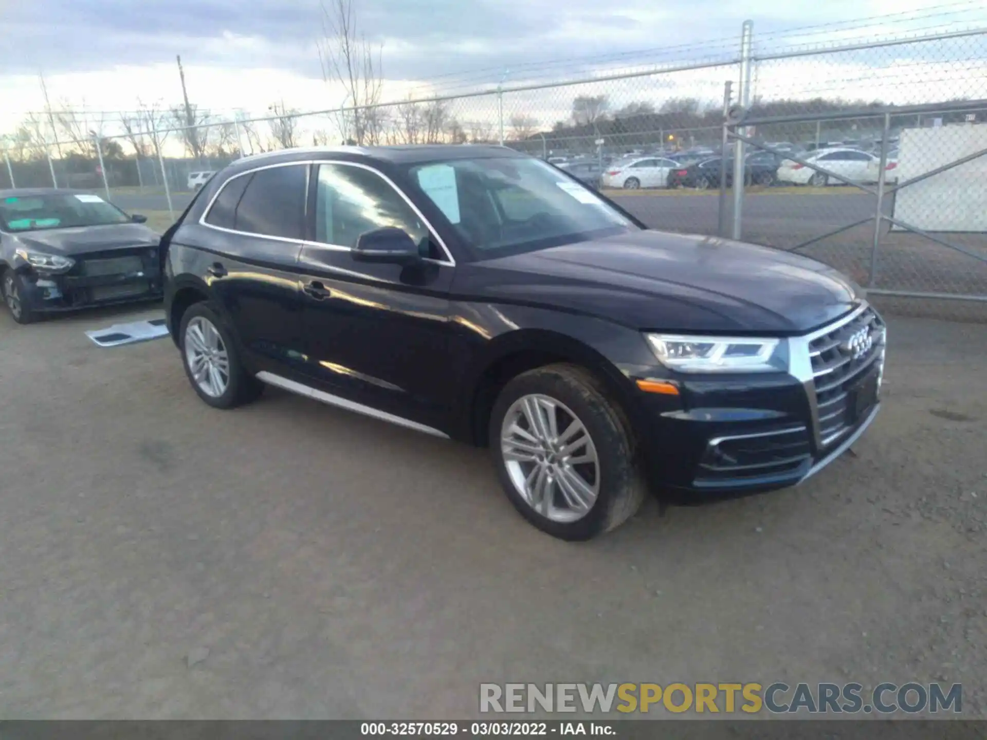 1 Фотография поврежденного автомобиля WA1CNAFY8K2092221 AUDI Q5 2019