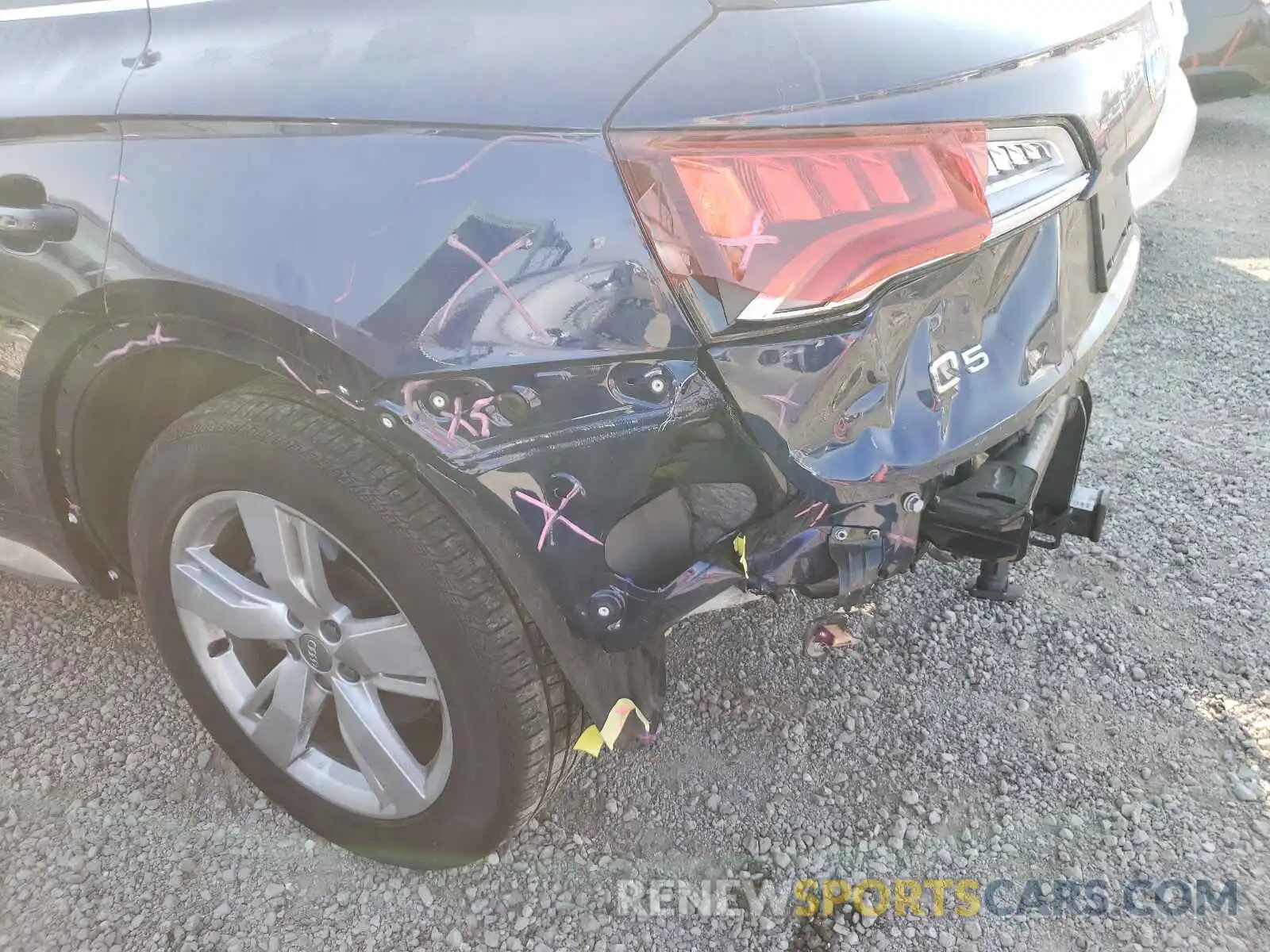 9 Photograph of a damaged car WA1CNAFY8K2118123 AUDI Q5 2019