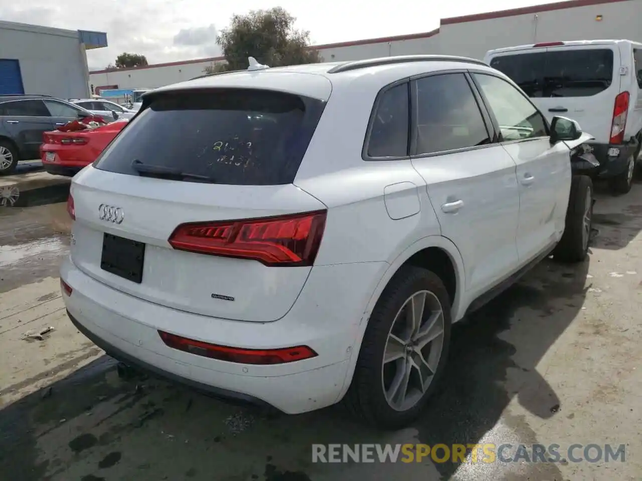 4 Photograph of a damaged car WA1CNAFY9K2057798 AUDI Q5 2019