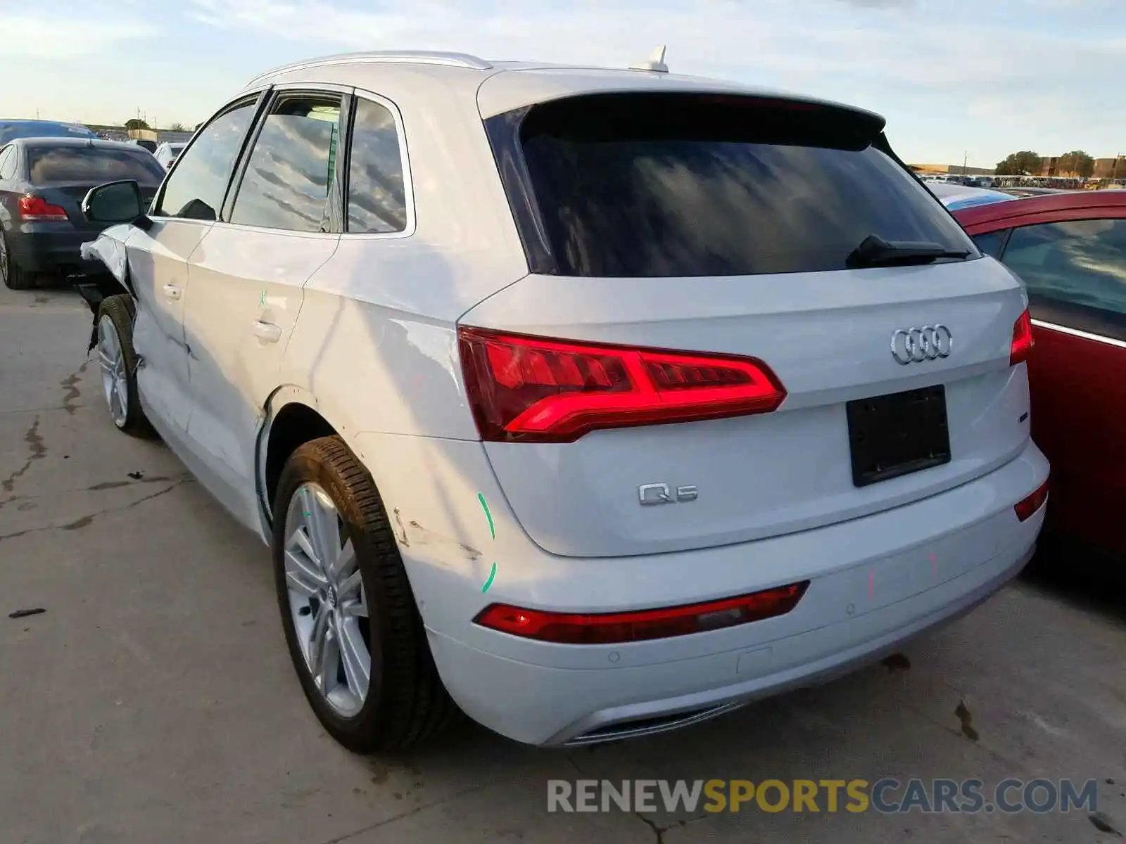 3 Photograph of a damaged car WA1CNAFY9K2076061 AUDI Q5 2019