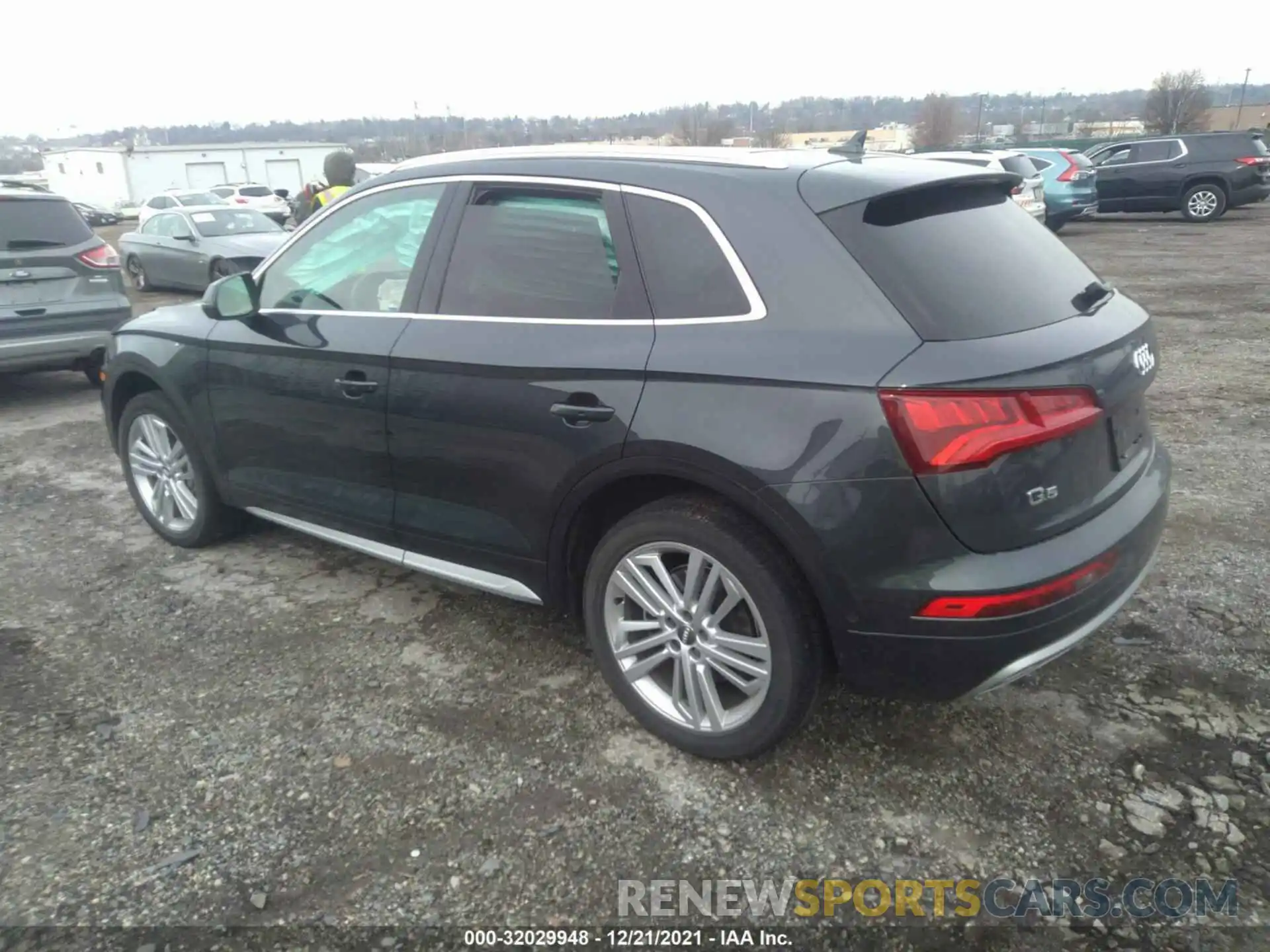 3 Фотография поврежденного автомобиля WA1CNAFYXK2094391 AUDI Q5 2019