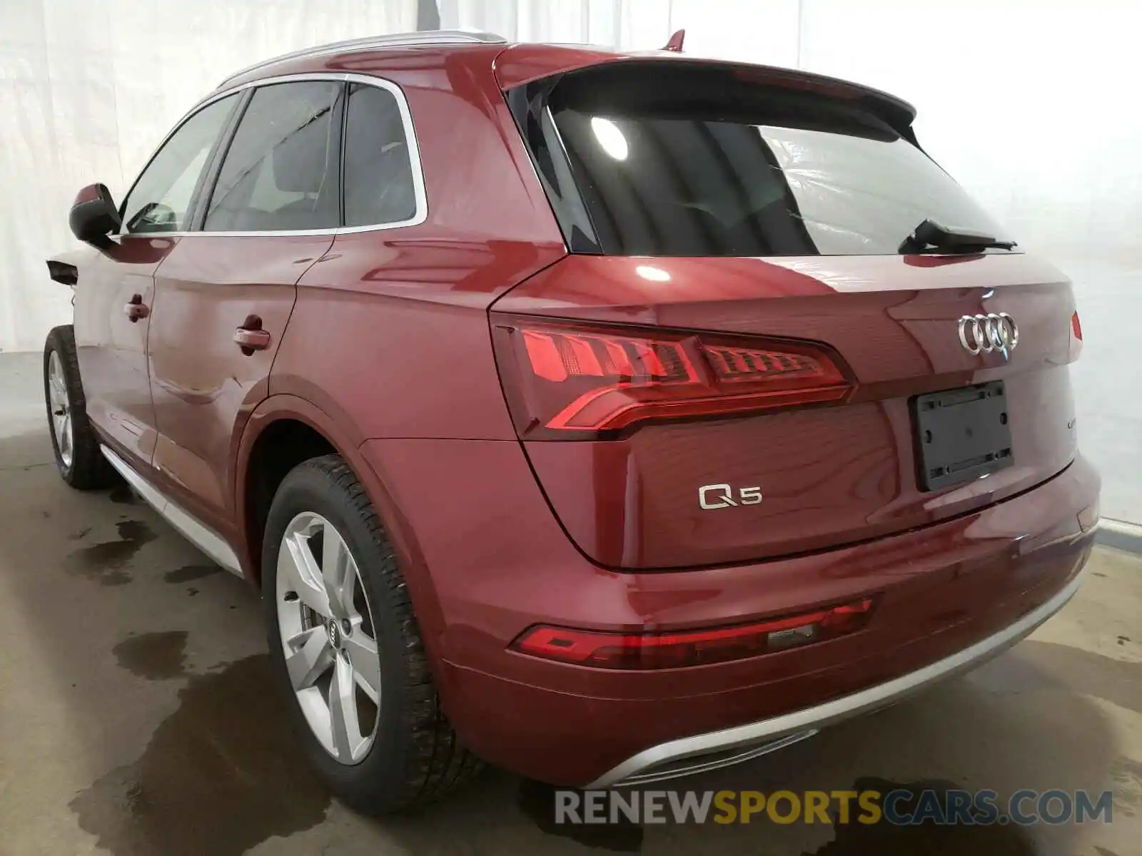 3 Фотография поврежденного автомобиля WA1CNAFYXK2095542 AUDI Q5 2019