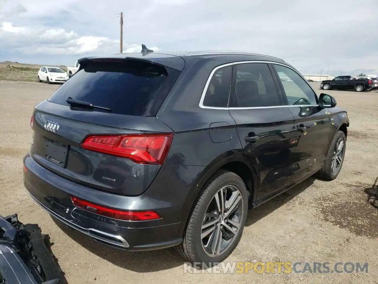 4 Фотография поврежденного автомобиля WA1FNAFY7K2055187 AUDI Q5 2019