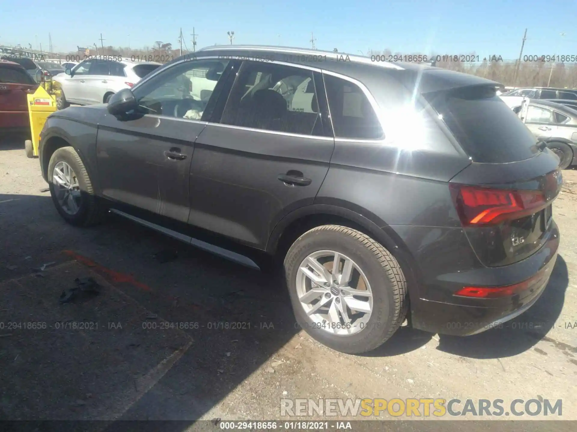 3 Photograph of a damaged car WA1ANAFY0L2011480 AUDI Q5 2020