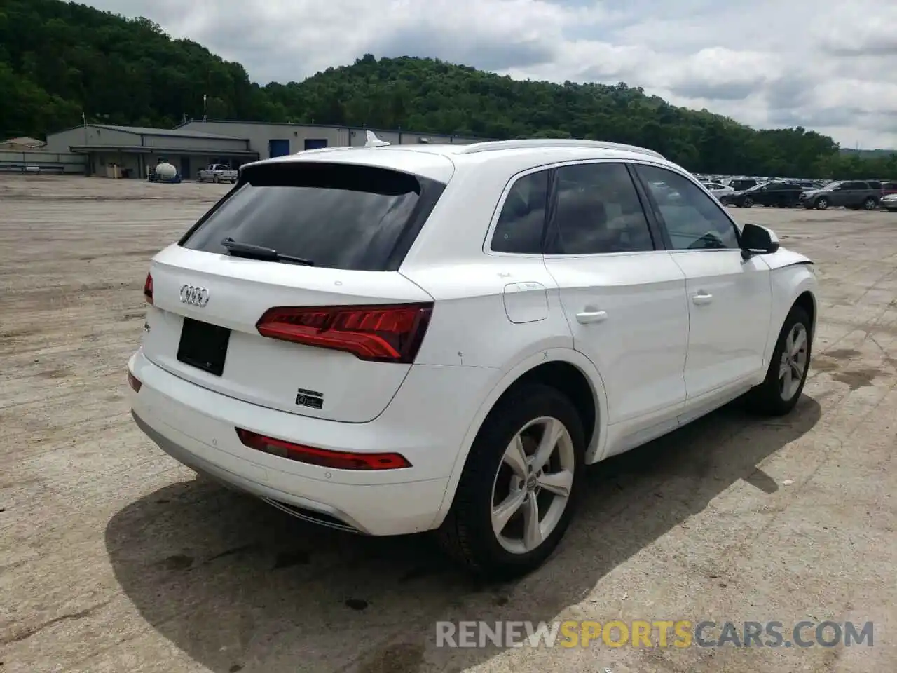 4 Фотография поврежденного автомобиля WA1ANAFY0L2048691 AUDI Q5 2020