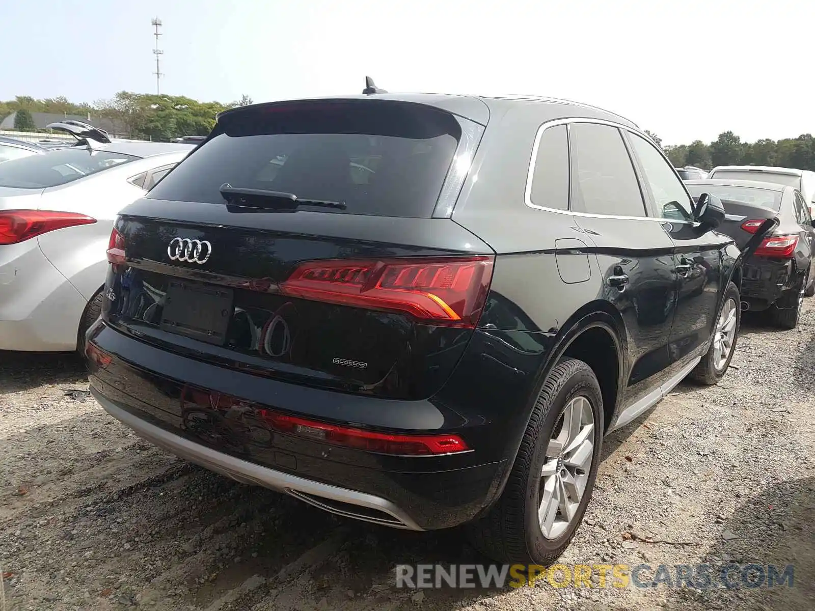 4 Фотография поврежденного автомобиля WA1ANAFY0L2058752 AUDI Q5 2020