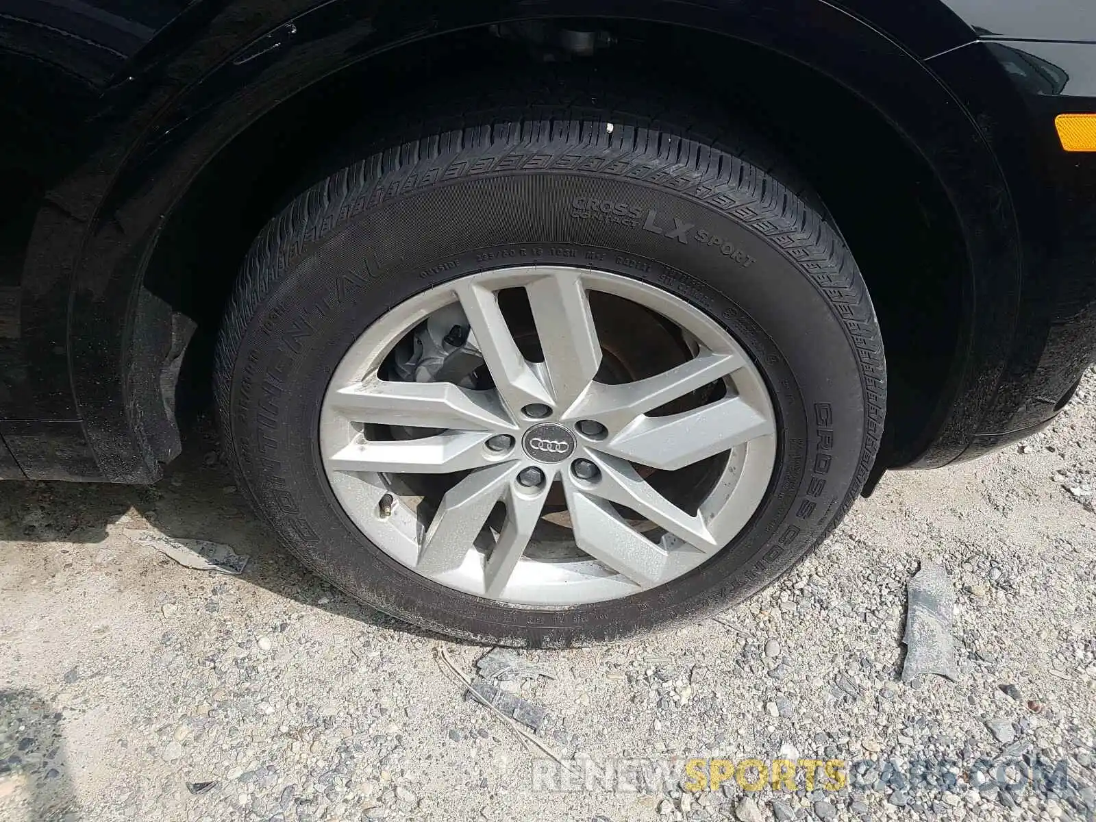 9 Фотография поврежденного автомобиля WA1ANAFY0L2058752 AUDI Q5 2020