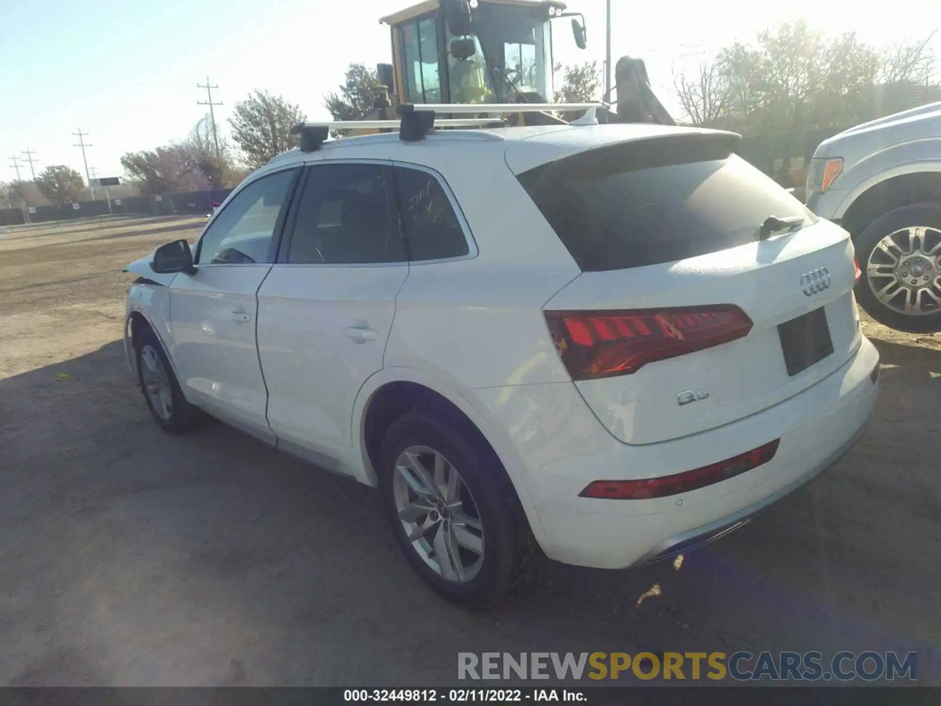 3 Photograph of a damaged car WA1ANAFY0L2062509 AUDI Q5 2020