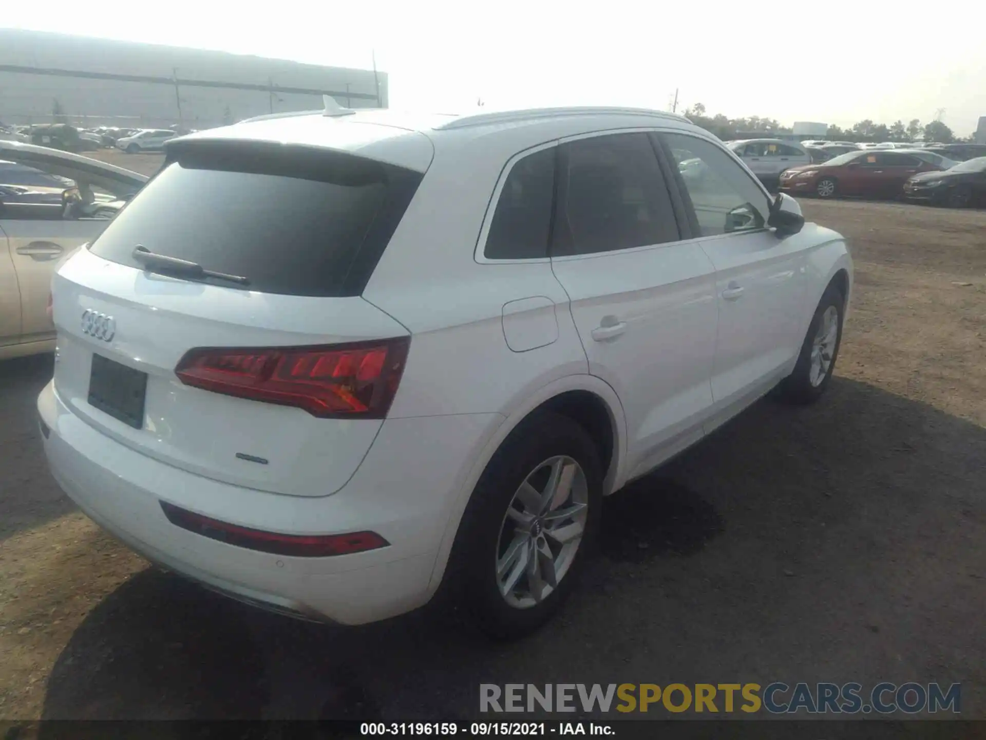 4 Фотография поврежденного автомобиля WA1ANAFY0L2096272 AUDI Q5 2020