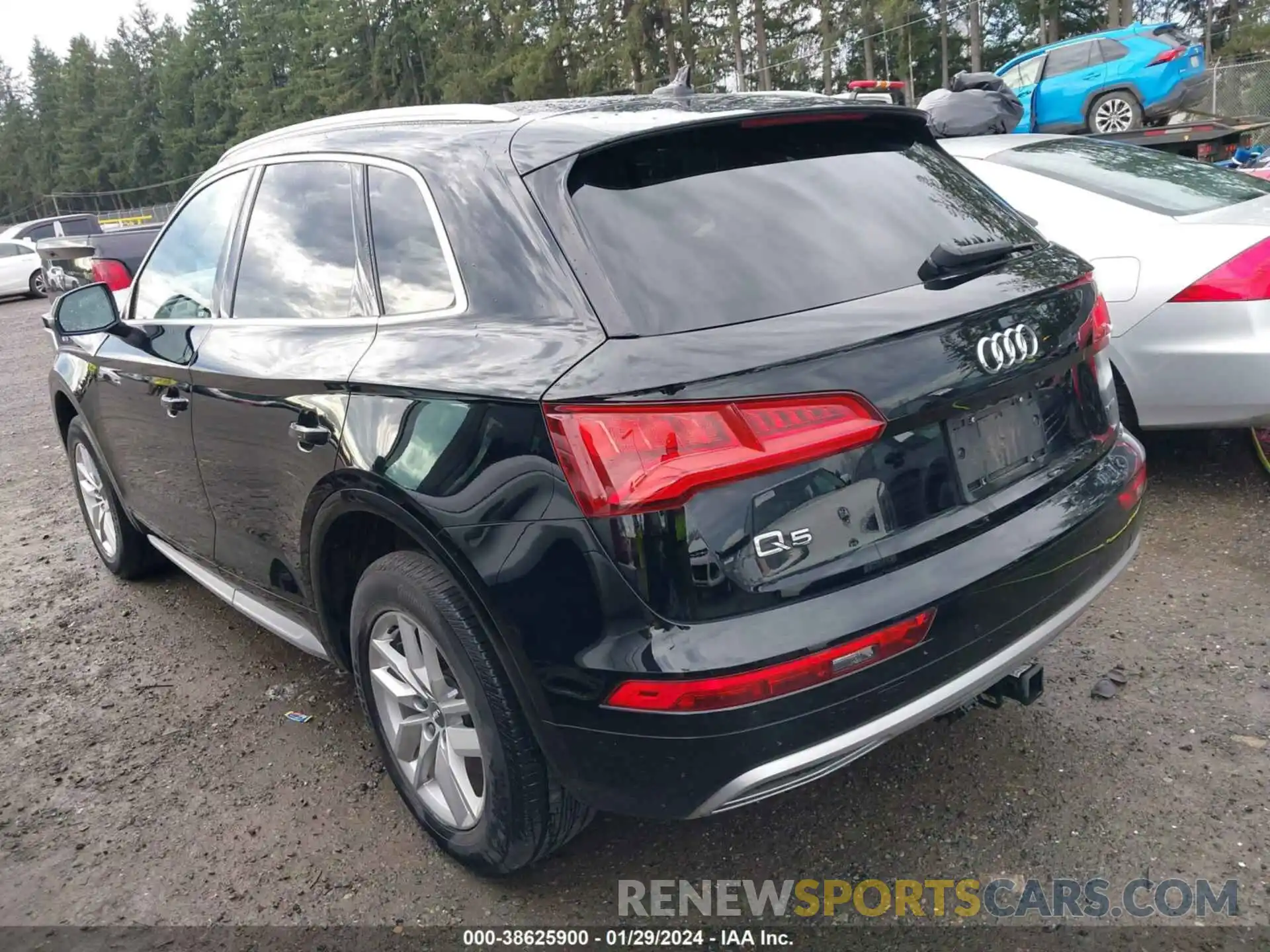 3 Фотография поврежденного автомобиля WA1ANAFY1L2001007 AUDI Q5 2020