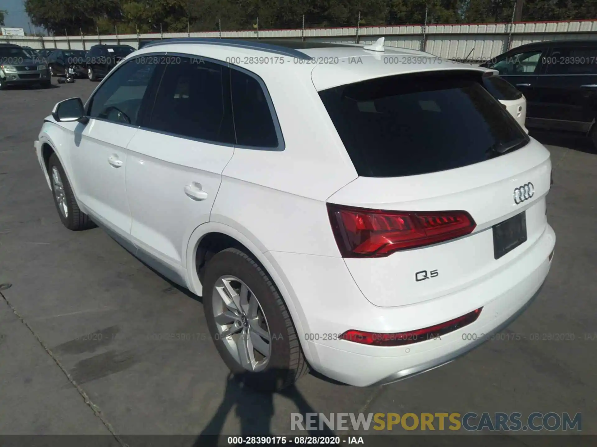 3 Фотография поврежденного автомобиля WA1ANAFY1L2022729 AUDI Q5 2020