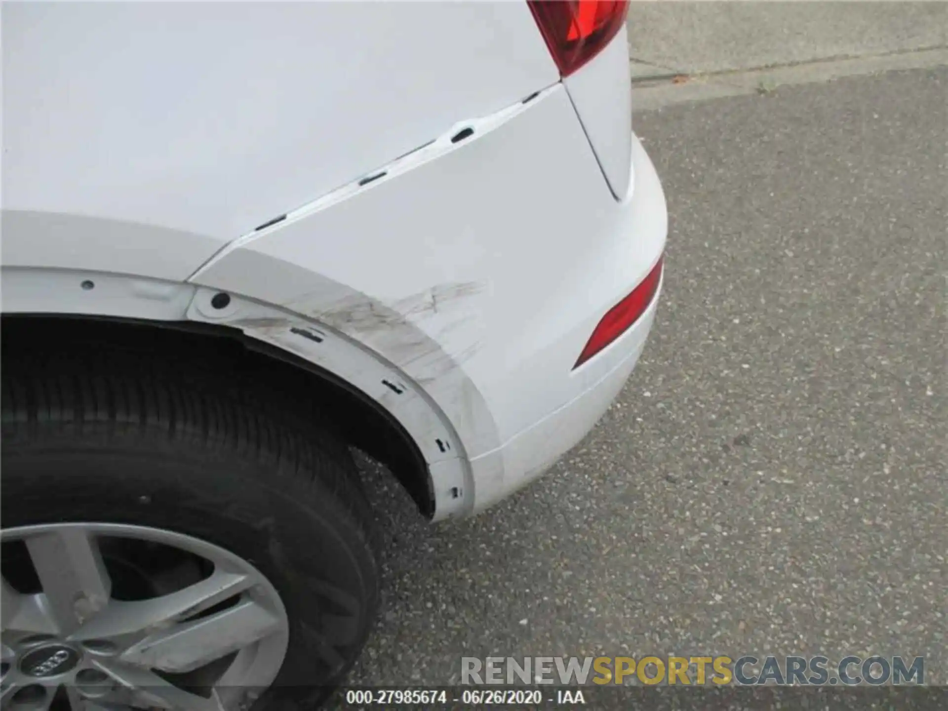 1 Photograph of a damaged car WA1ANAFY1L2055102 AUDI Q5 2020