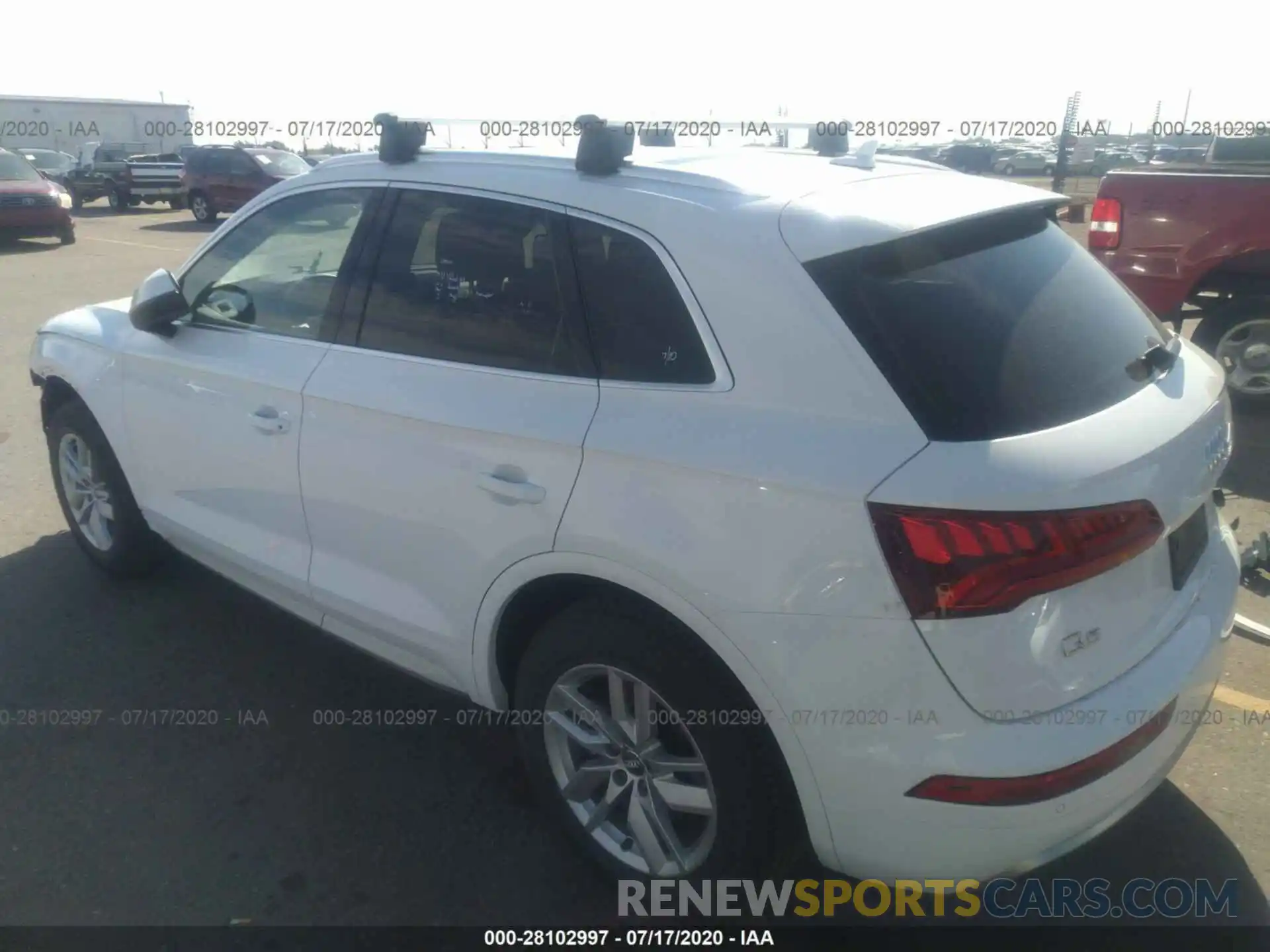 3 Фотография поврежденного автомобиля WA1ANAFY1L2063085 AUDI Q5 2020