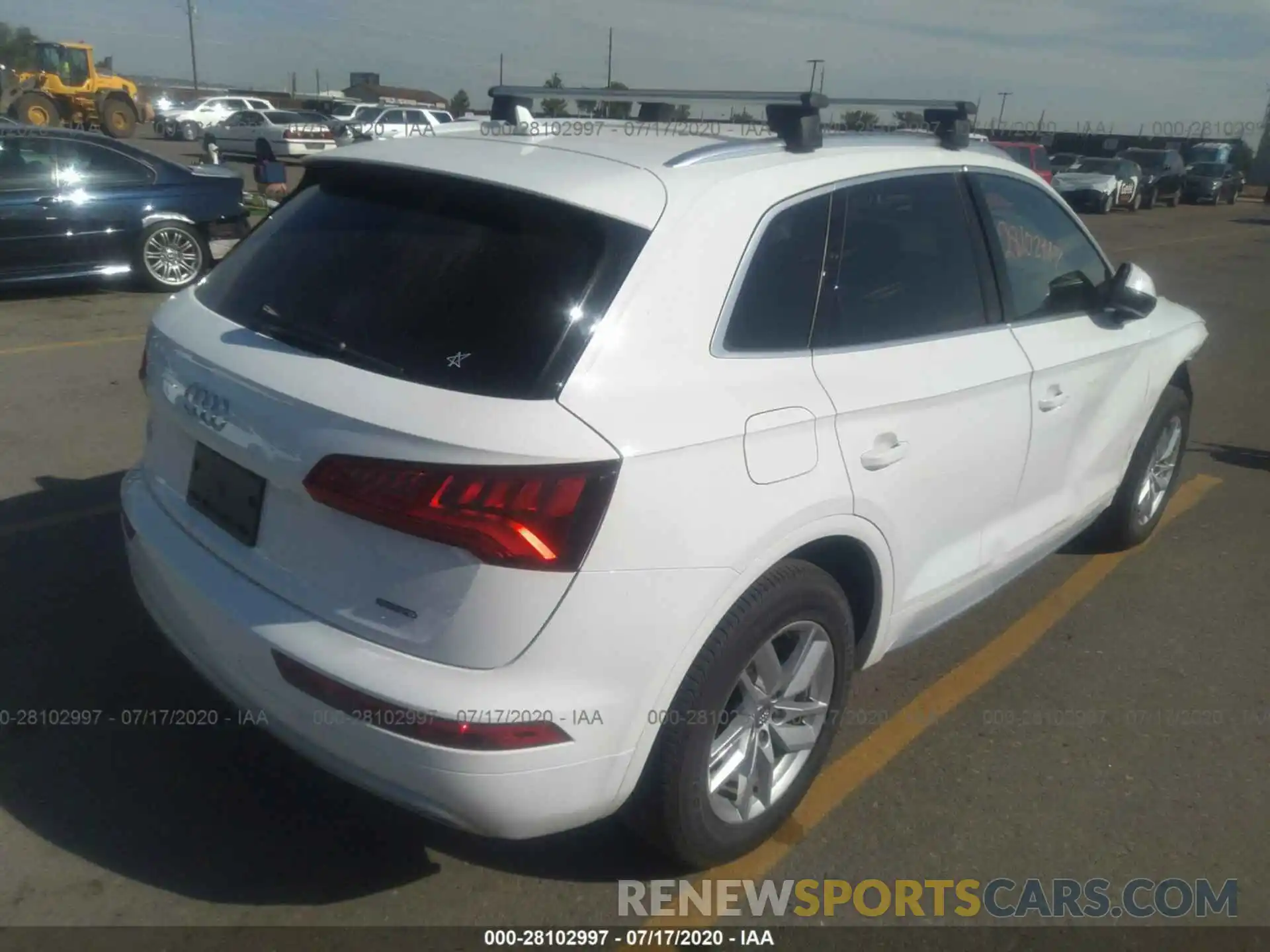 4 Фотография поврежденного автомобиля WA1ANAFY1L2063085 AUDI Q5 2020