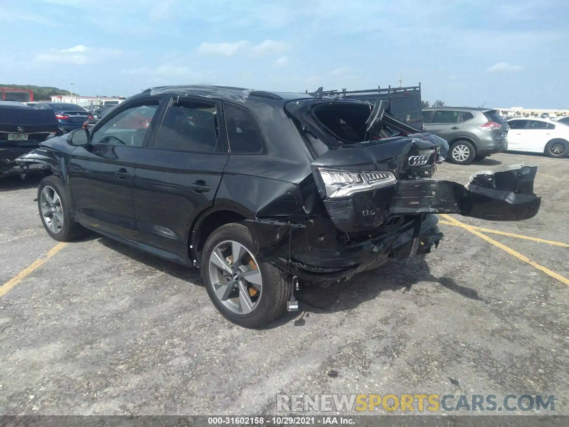 3 Photograph of a damaged car WA1ANAFY1L2084258 AUDI Q5 2020