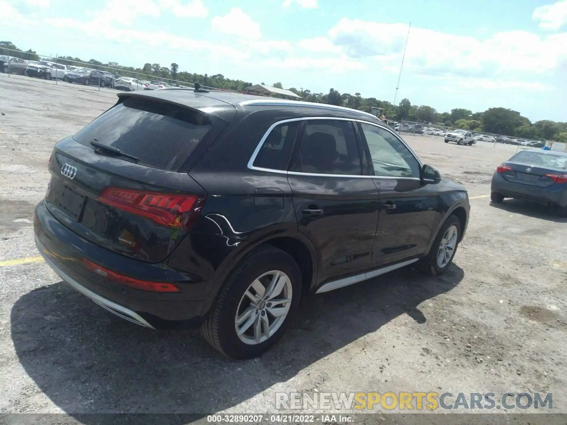 4 Фотография поврежденного автомобиля WA1ANAFY1L2085054 AUDI Q5 2020