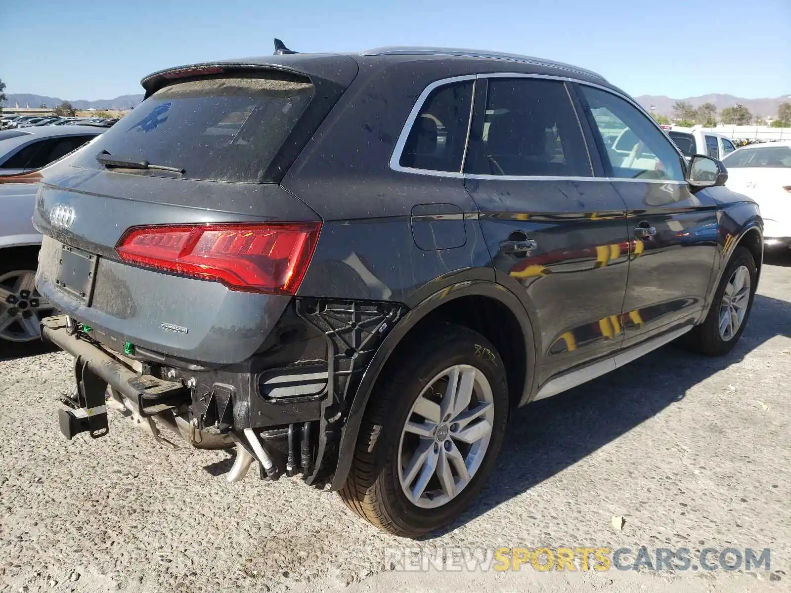 4 Фотография поврежденного автомобиля WA1ANAFY1L2110731 AUDI Q5 2020