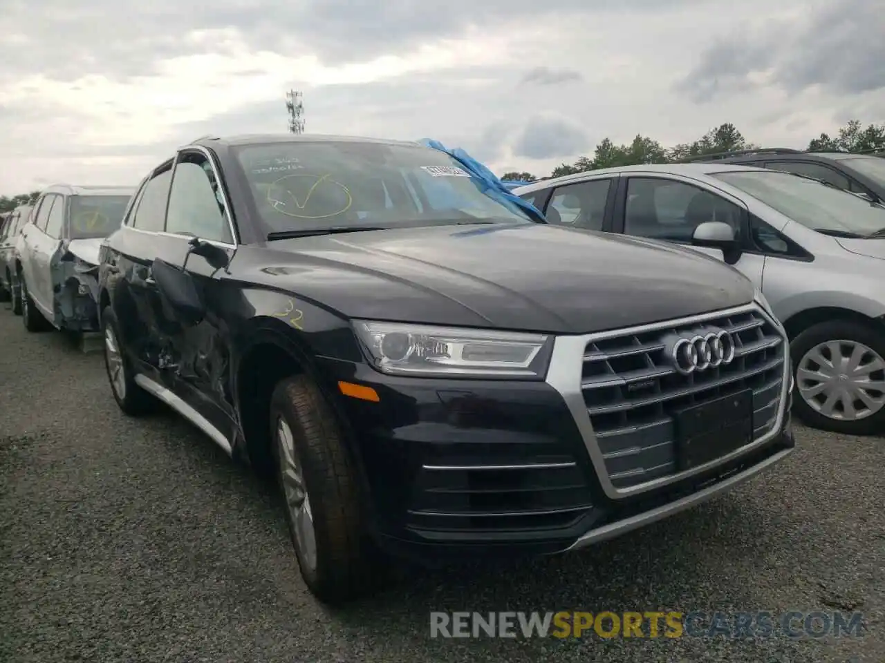 1 Photograph of a damaged car WA1ANAFY2L2003221 AUDI Q5 2020