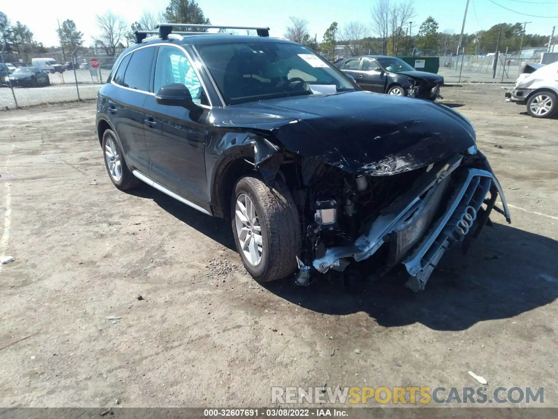 1 Photograph of a damaged car WA1ANAFY2L2021007 AUDI Q5 2020