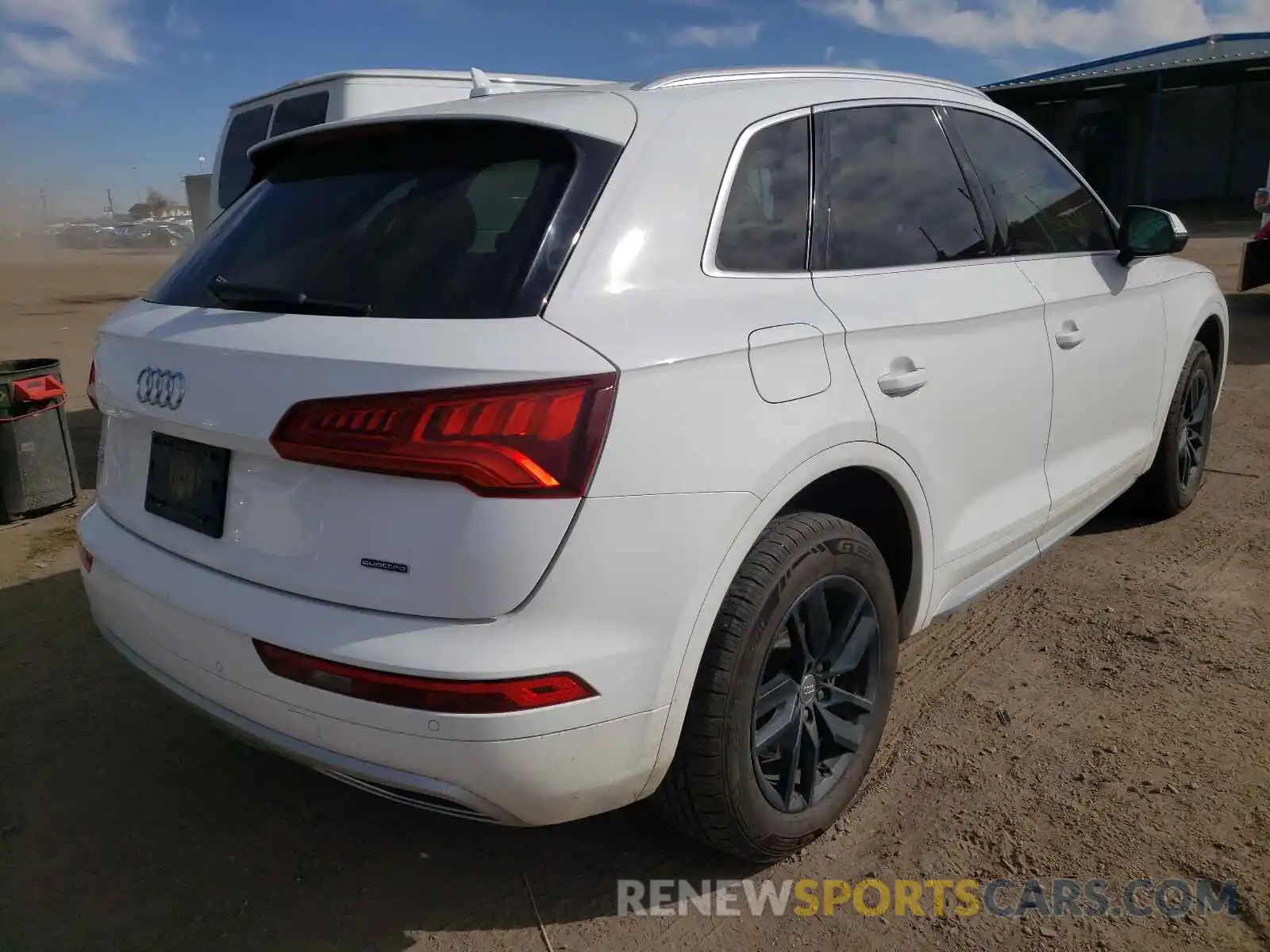 4 Фотография поврежденного автомобиля WA1ANAFY2L2021105 AUDI Q5 2020