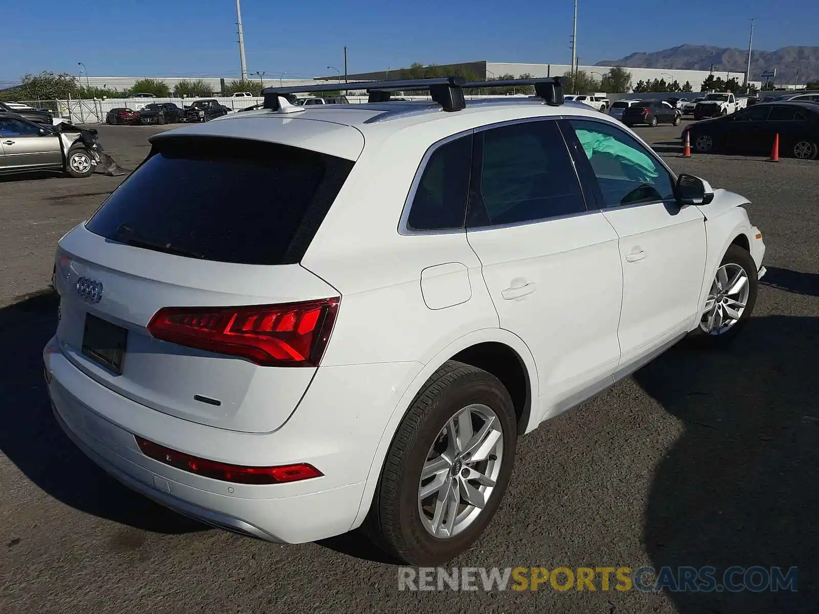 4 Photograph of a damaged car WA1ANAFY2L2030094 AUDI Q5 2020