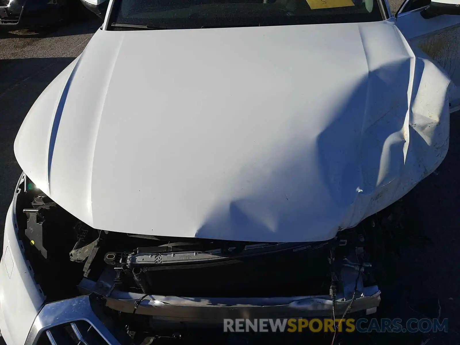 7 Photograph of a damaged car WA1ANAFY2L2030094 AUDI Q5 2020