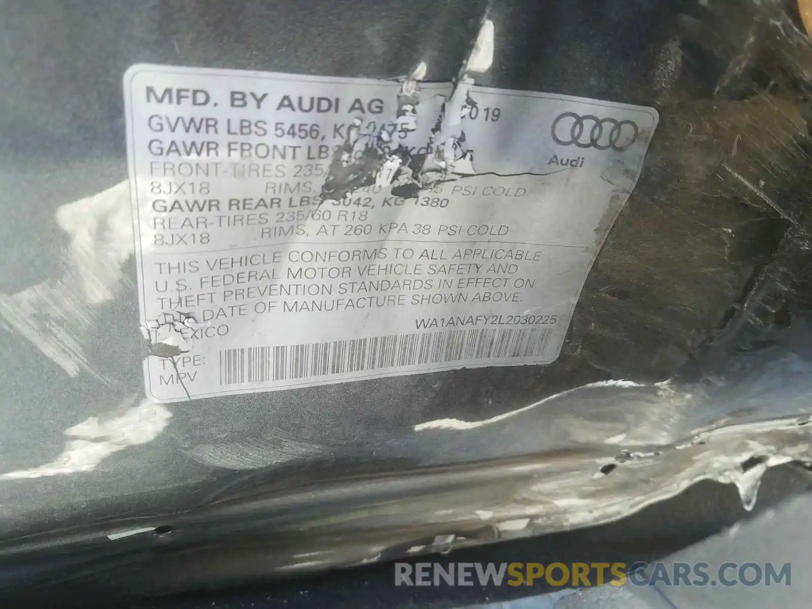 10 Photograph of a damaged car WA1ANAFY2L2030225 AUDI Q5 2020