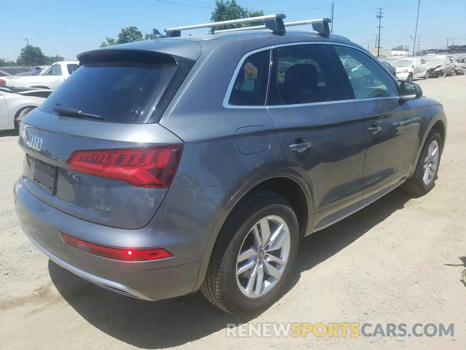 4 Фотография поврежденного автомобиля WA1ANAFY2L2030225 AUDI Q5 2020