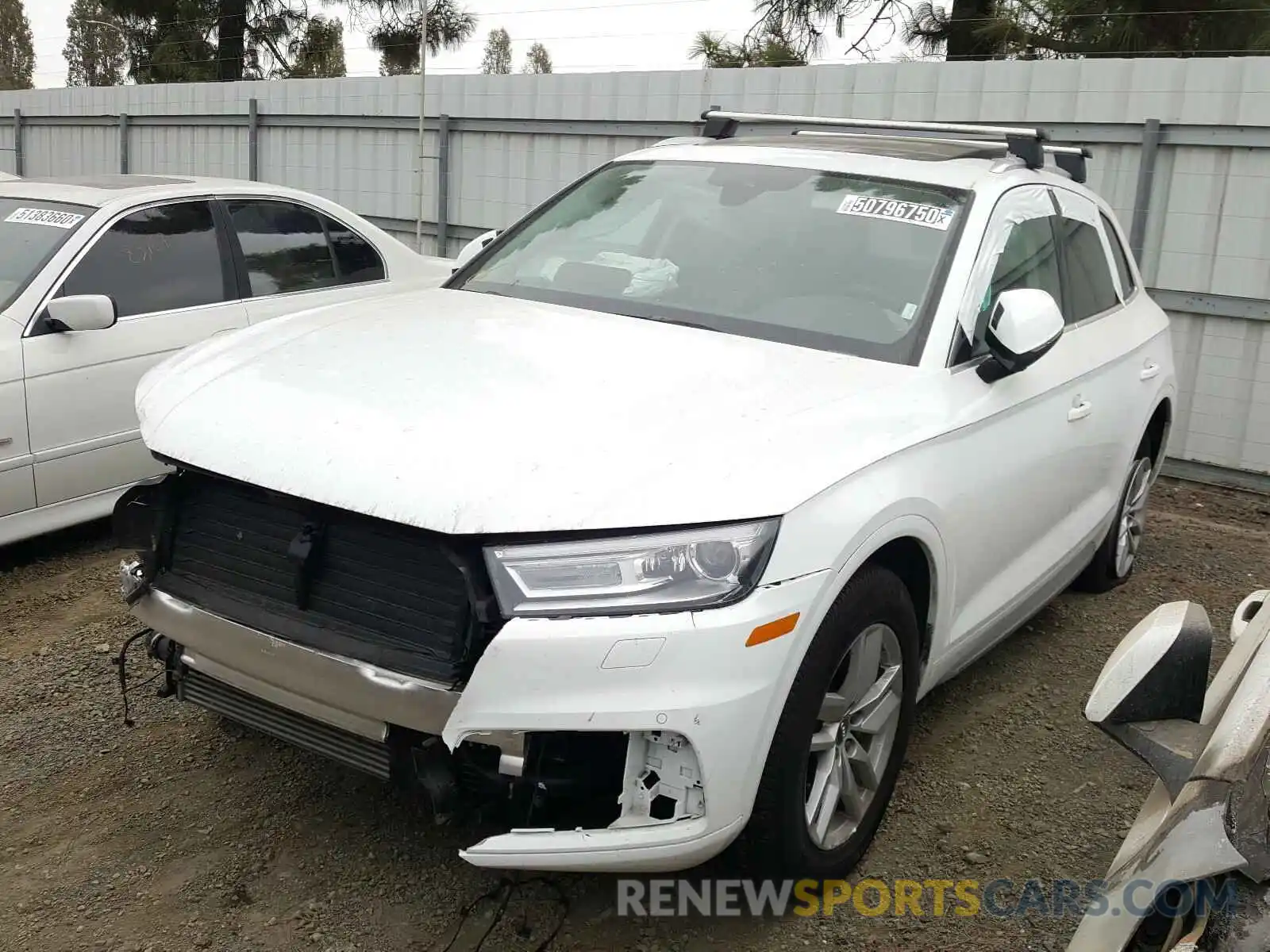 2 Photograph of a damaged car WA1ANAFY2L2033433 AUDI Q5 2020