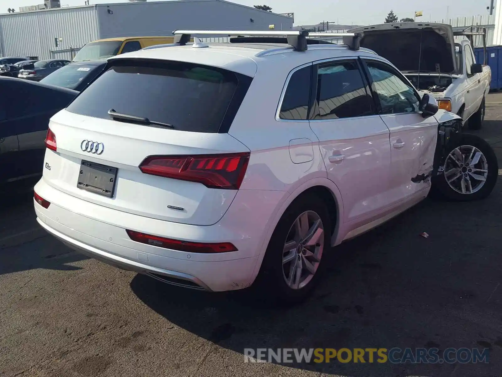 4 Фотография поврежденного автомобиля WA1ANAFY2L2033433 AUDI Q5 2020