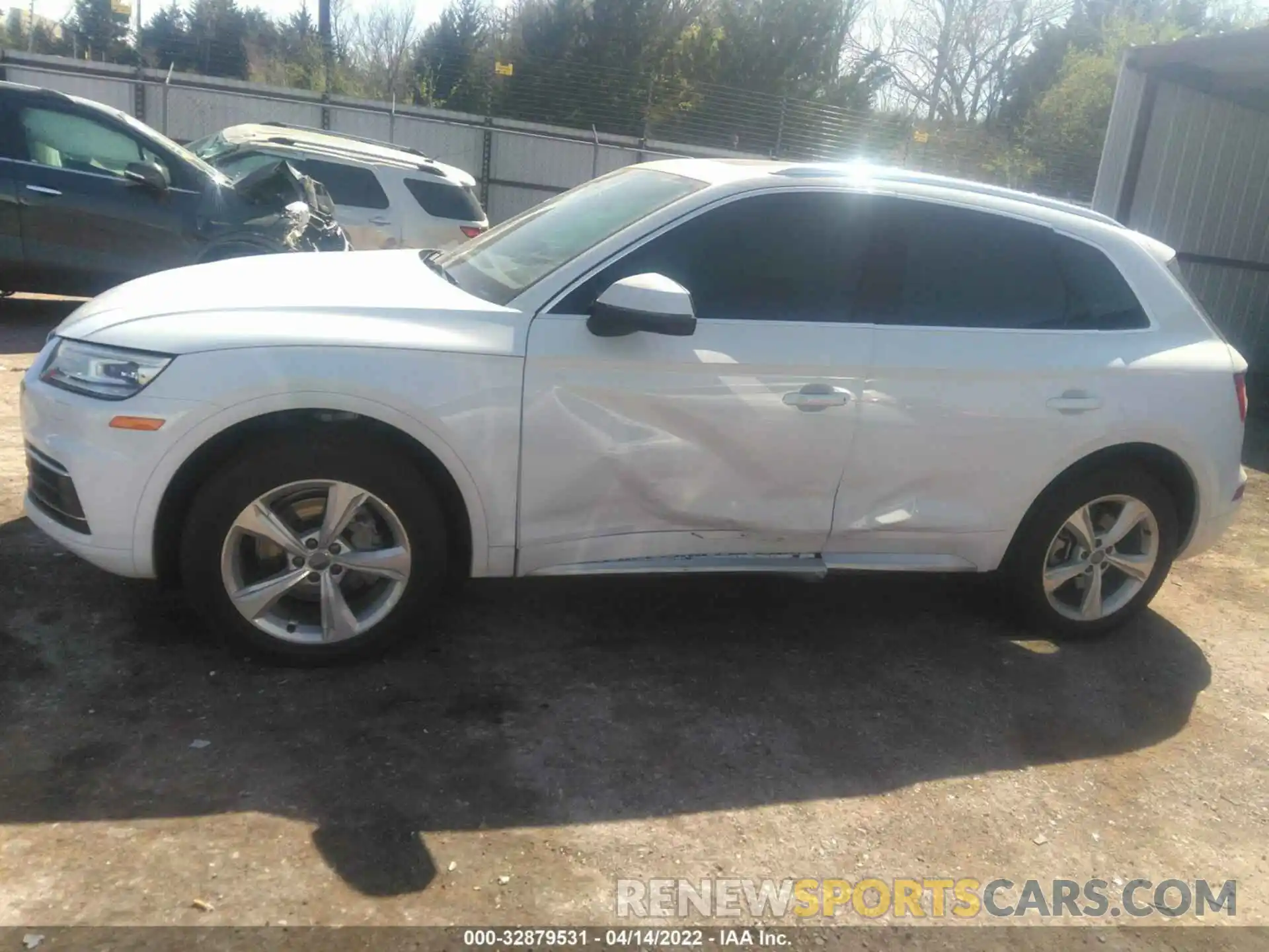 6 Photograph of a damaged car WA1ANAFY2L2040169 AUDI Q5 2020