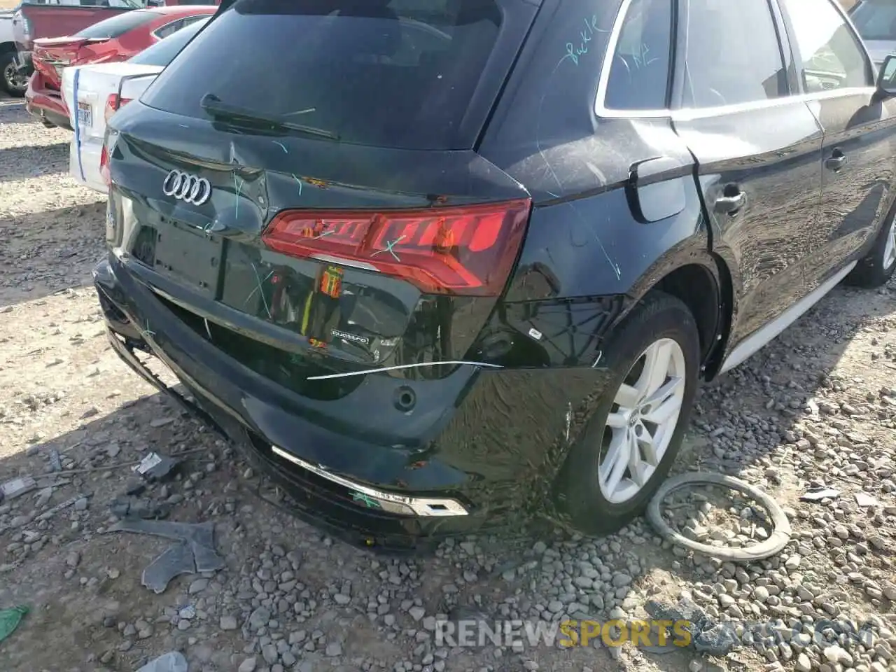 9 Photograph of a damaged car WA1ANAFY2L2043914 AUDI Q5 2020