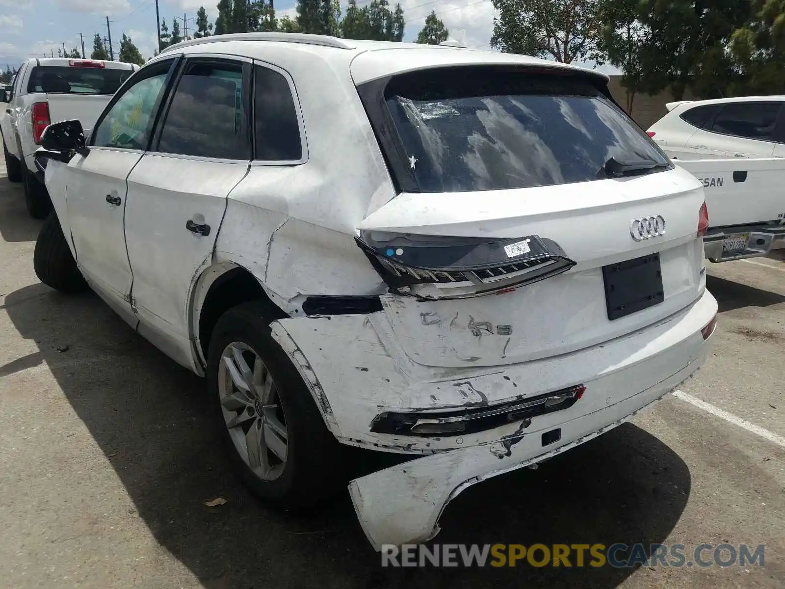 3 Photograph of a damaged car WA1ANAFY2L2056162 AUDI Q5 2020