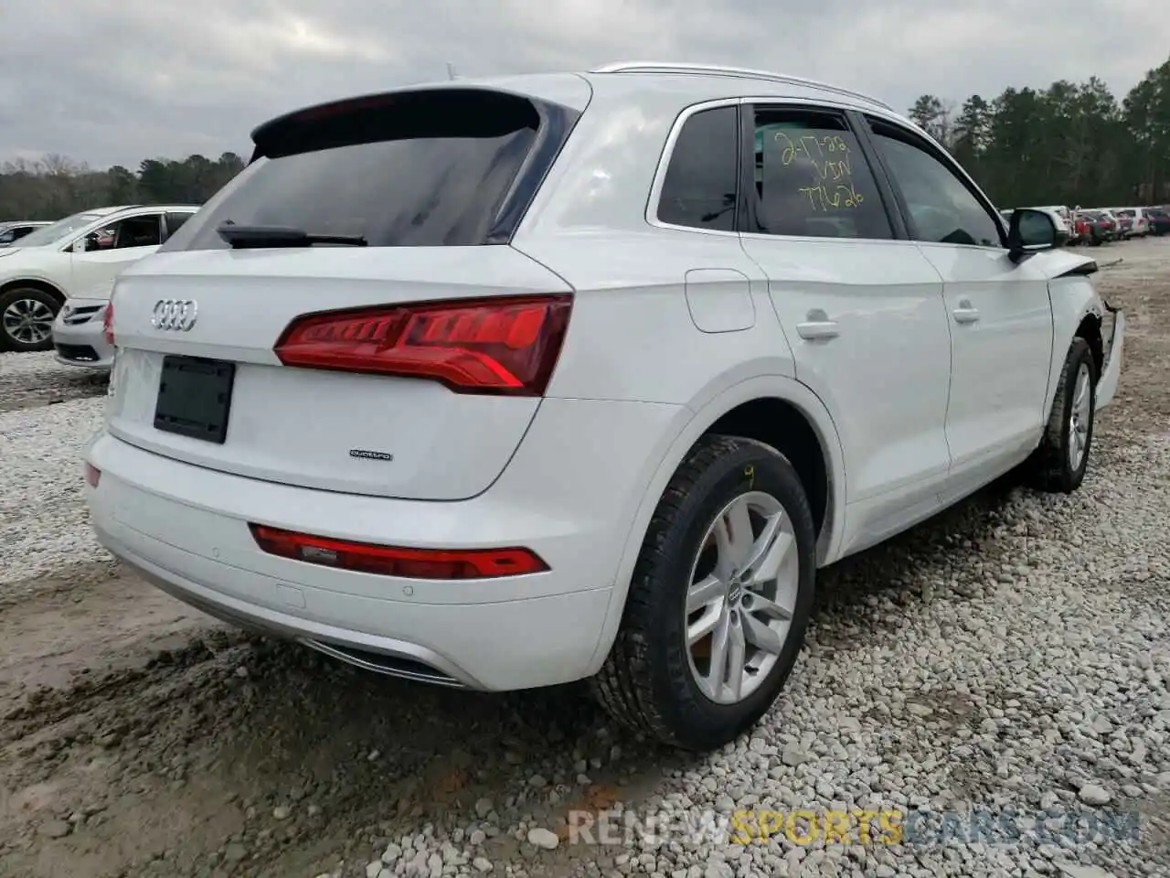 4 Фотография поврежденного автомобиля WA1ANAFY2L2077626 AUDI Q5 2020