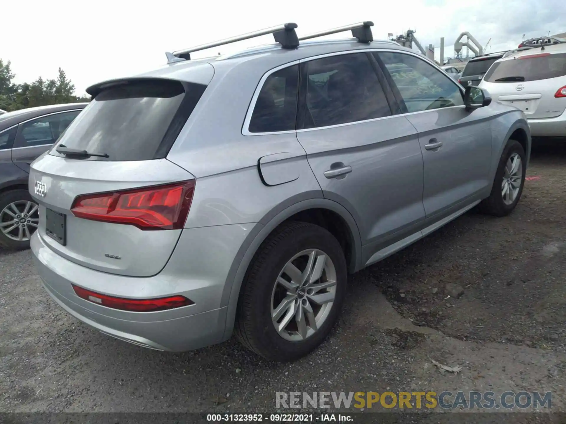 4 Фотография поврежденного автомобиля WA1ANAFY3L2002126 AUDI Q5 2020