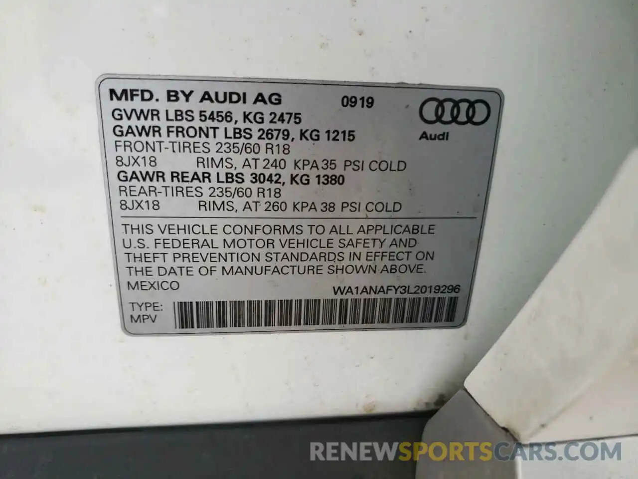 10 Photograph of a damaged car WA1ANAFY3L2019296 AUDI Q5 2020