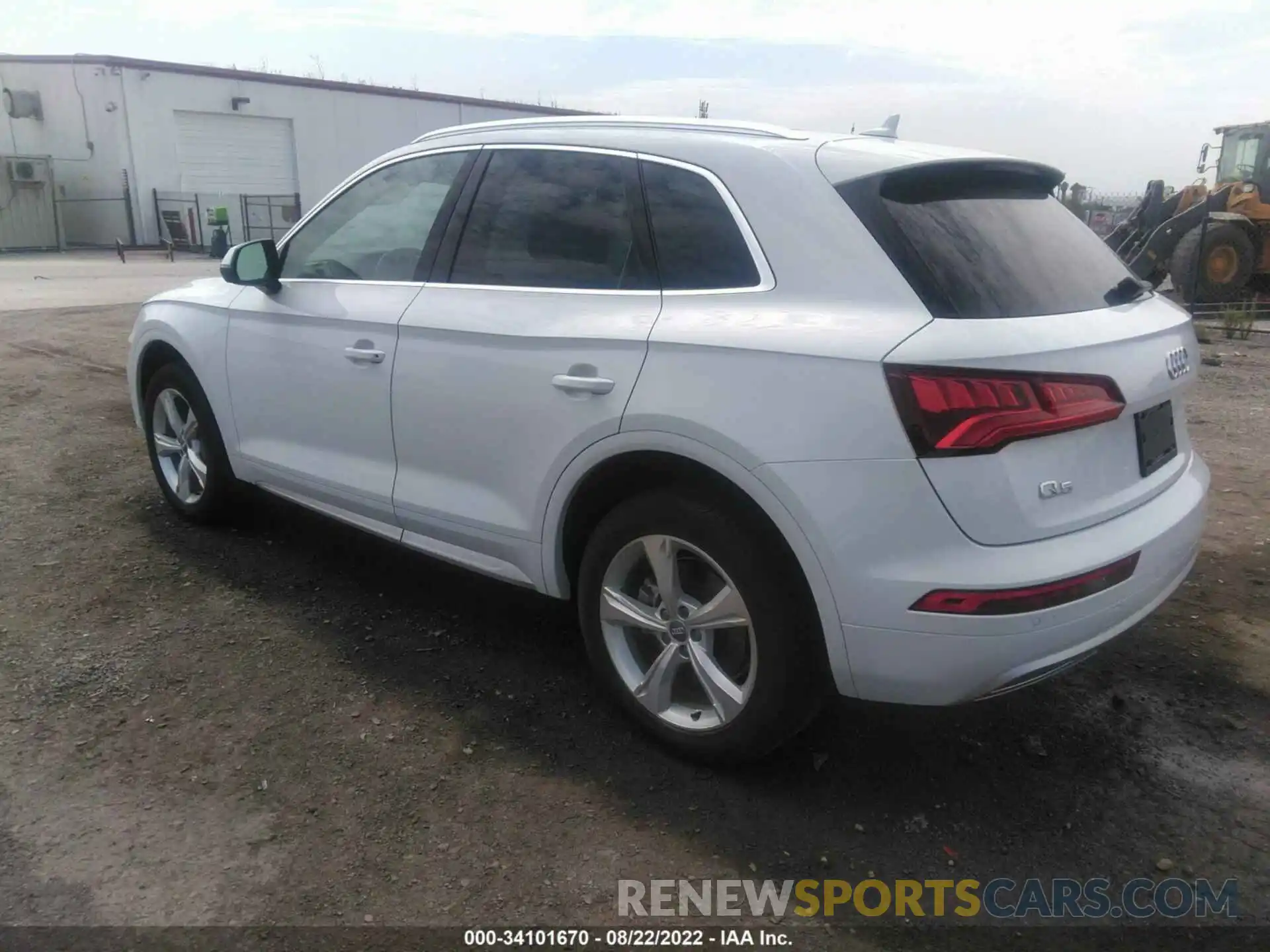 3 Photograph of a damaged car WA1ANAFY3L2020304 AUDI Q5 2020