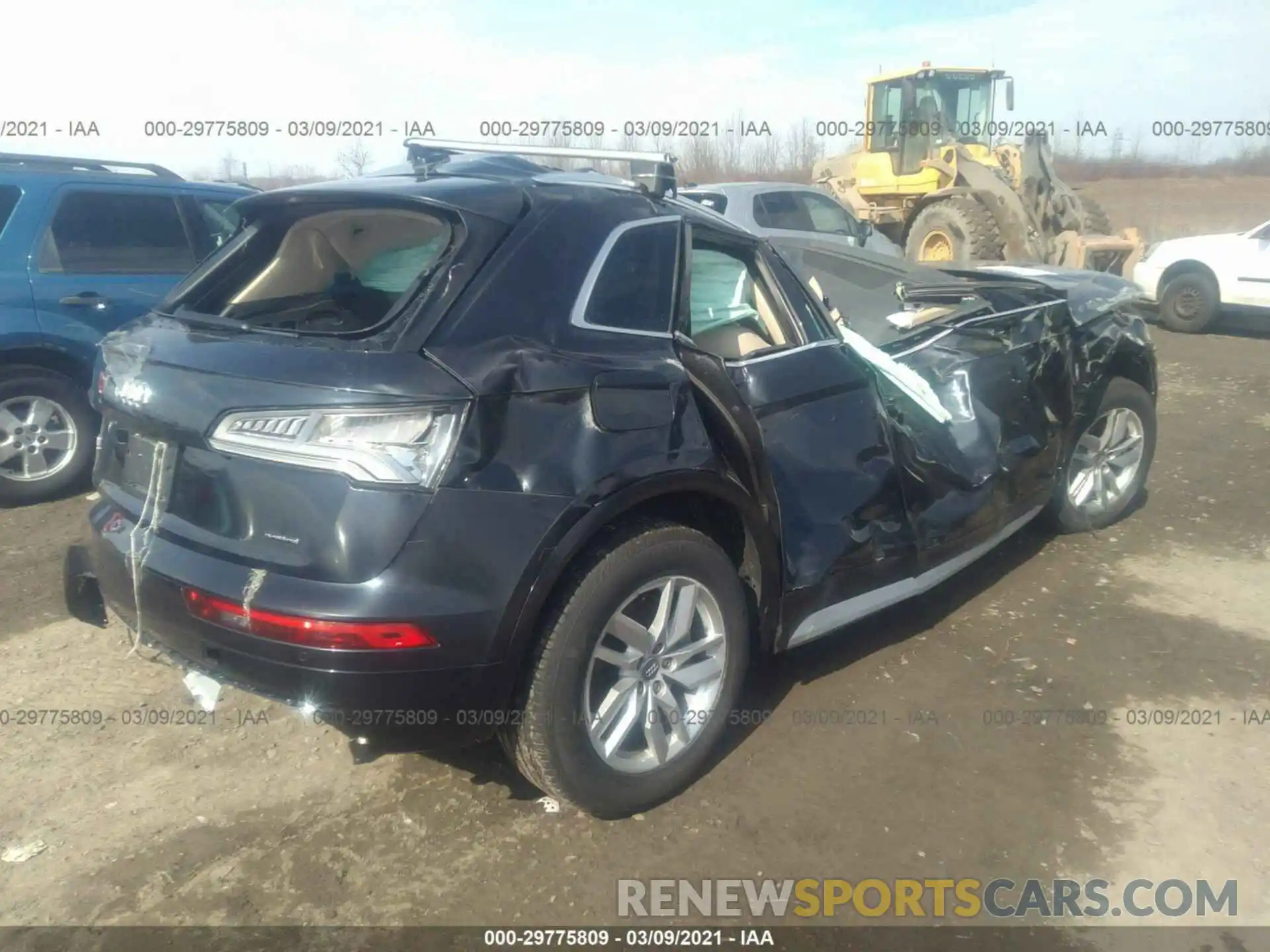 4 Photograph of a damaged car WA1ANAFY3L2024367 AUDI Q5 2020