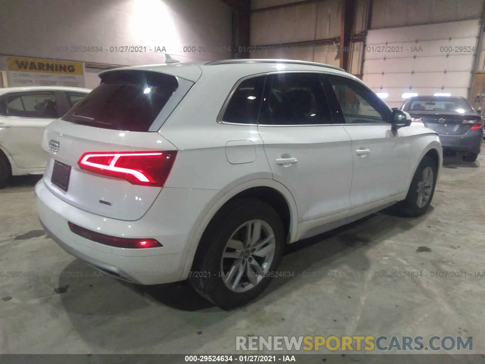 4 Фотография поврежденного автомобиля WA1ANAFY3L2025566 AUDI Q5 2020