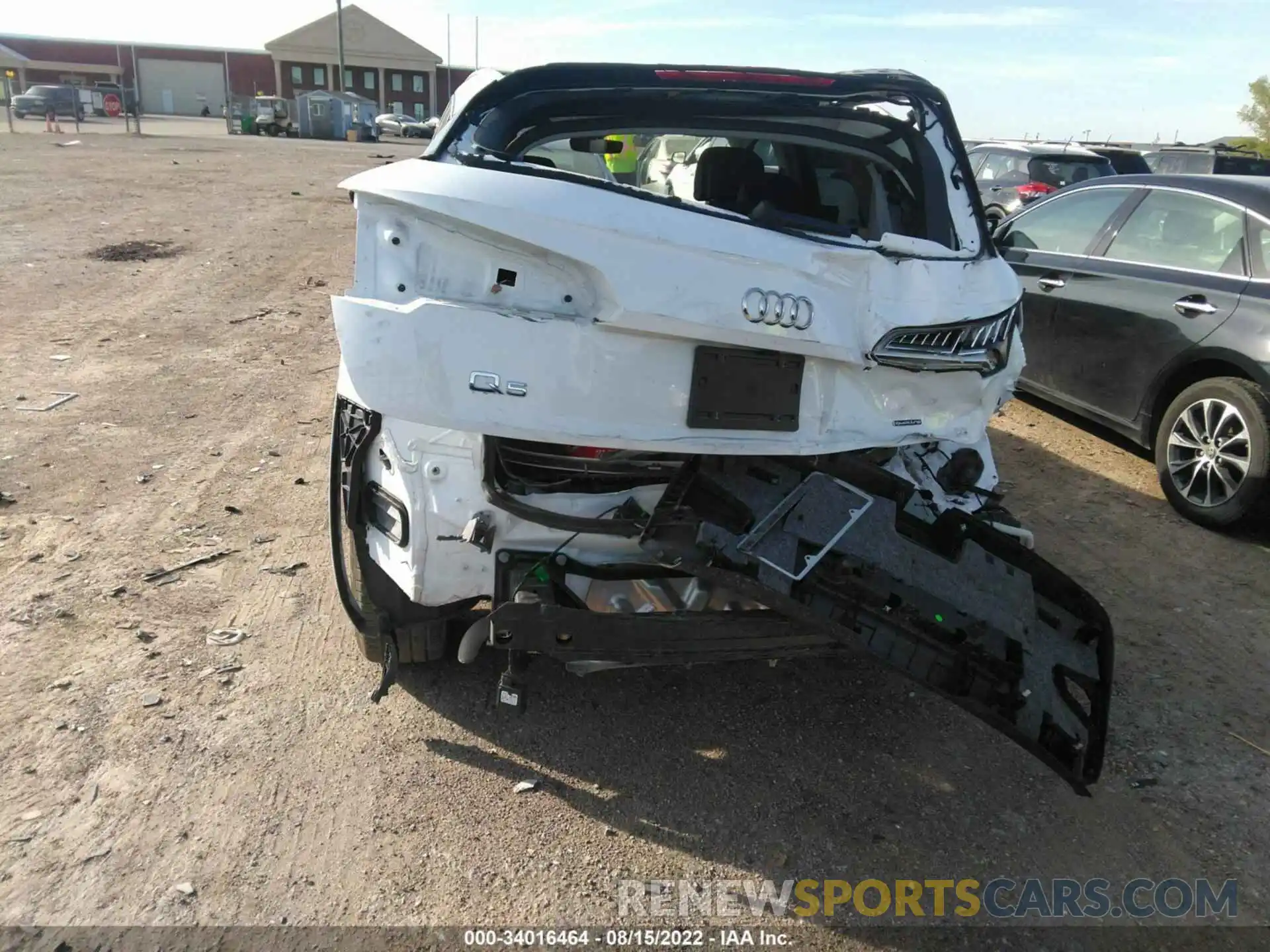 6 Фотография поврежденного автомобиля WA1ANAFY3L2041279 AUDI Q5 2020