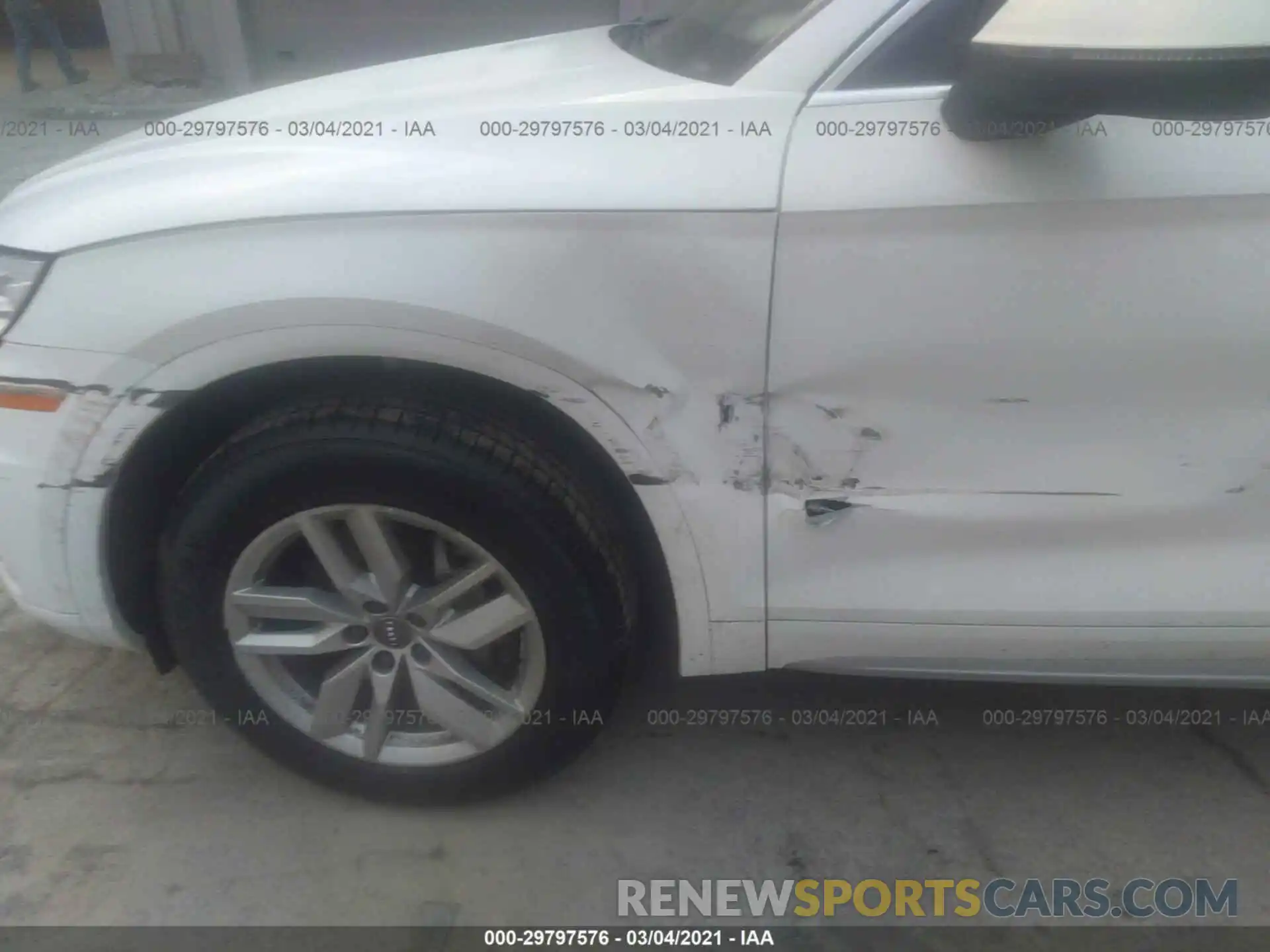 6 Photograph of a damaged car WA1ANAFY3L2062455 AUDI Q5 2020