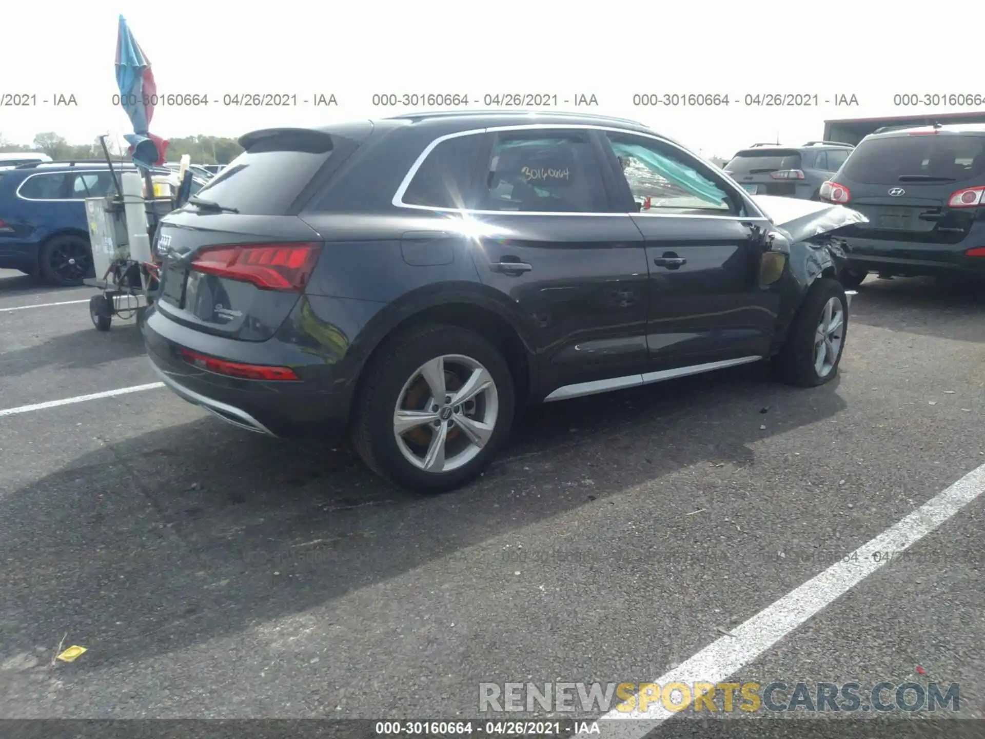 4 Фотография поврежденного автомобиля WA1ANAFY3L2083127 AUDI Q5 2020