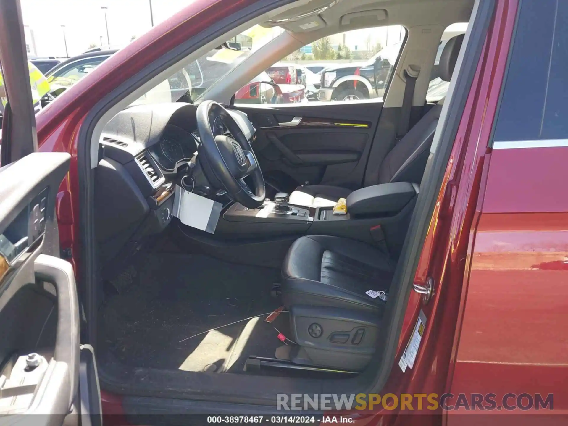 5 Photograph of a damaged car WA1ANAFY4L2007920 AUDI Q5 2020